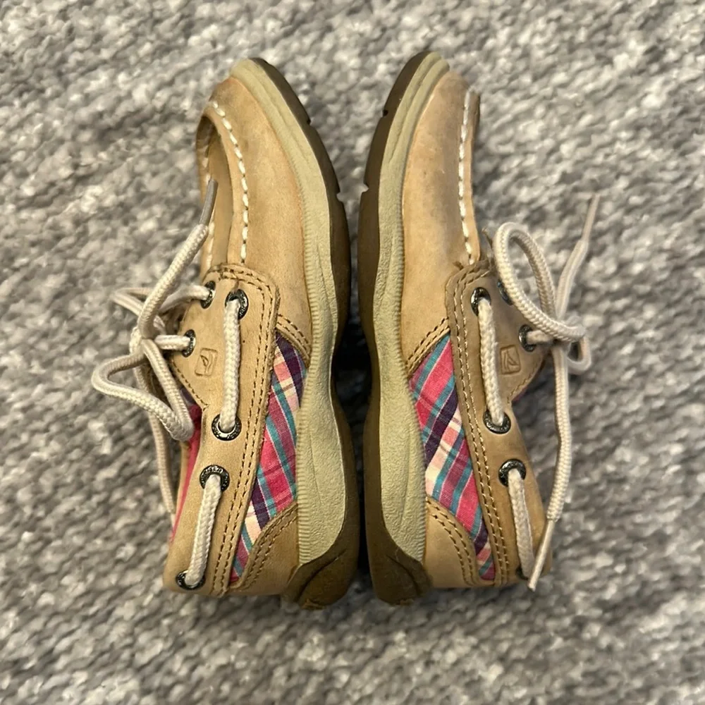 Sperry top-sider boat shoes tan with pastel plaid size 7